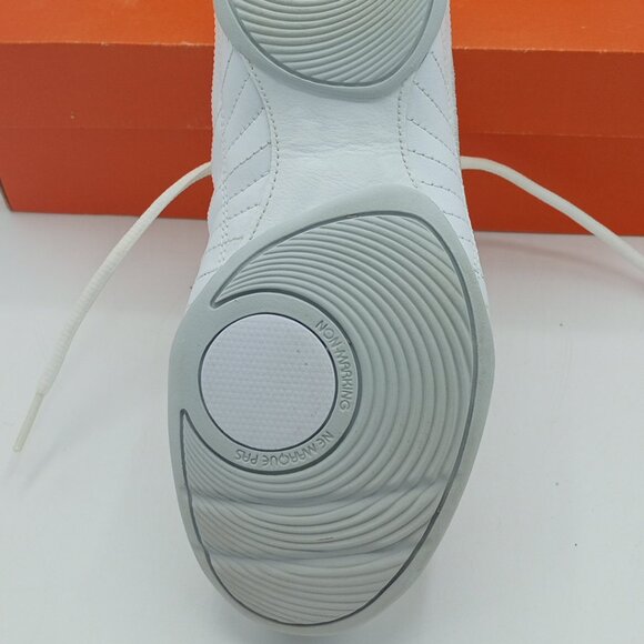 Women Girls White Grey Nike Musique Cheer Sneakers Size 5.5 Model #315757 111 - Picture 11 of 16